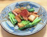 ベーコンと厚揚げと小松菜の醤油バター炒め作り方8写真