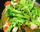 プチトマト&鶏肉のソテー/ベビーリーフ添作り方4写真