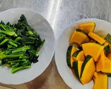 かぼちゃとほうれん草の豆乳みそスープ作り方1写真