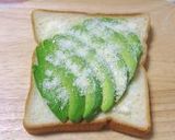 アボカドのトースト✿チーズわさび醤油作り方2写真
