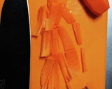 ニンジンとエノキの塩こんぶ炒め作り方1写真