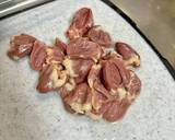 鶏ハートのアヒージョ♡作り方1写真
