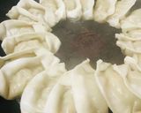 レトルト●白ワイン＆レモン果汁で焼く餃子作り方2写真