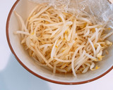 レンジで簡単！もやしとツナの和え物♡作り方1写真