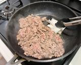 生姜が香る✨味噌バタコーンのそぼろ丼作り方4写真