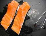 簡単！銀鮭フライパン焼き　だし風味作り方1写真