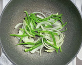 豚ロース肉とピーマンと玉ネギの中華炒め作り方4写真