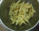 ｻﾂﾏｲﾓと牛肉のｵｲｽﾀｰ炒め.*゜作り方1写真