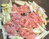 ちくわと白菜とひき肉のピリ辛味噌炒め作り方4写真