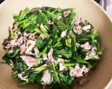 豚肉とほうれん草の卵炒め作り方1写真
