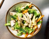 お一人様野菜たっぷりすっきりウインナー丼作り方10写真