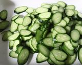 美味★塩麹と赤梅酢で野菜とちくわの酢の物作り方2写真