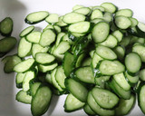 美味★塩麹と赤梅酢で野菜とちくわの酢の物作り方2写真