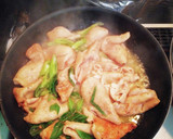 簡単☆鶏皮の酒蒸し焼き作り方2写真