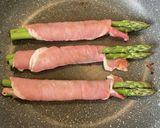 お弁当にも！アスパラの味噌肉巻き作り方3写真
