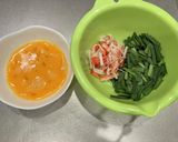たっぷり餡が美味しい♪ニラ入りカニ玉　作り方1写真