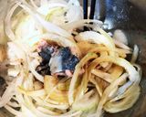 新玉ねぎと鯖缶の病みつきサラダ作り方3写真