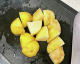 新じゃがを楽しむ♪じゃがいもだけの煮物作り方2写真