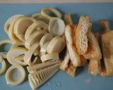 フライパンで鶏ミンチと淡竹と油揚げの煮物作り方2写真