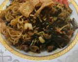 豚キムチとニラ炒めの焼きそば　218作り方5写真