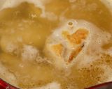 食べ応え◎手羽元とトマトのニラスープ作り方3写真