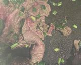牛肉のニラ味噌炒め作り方1写真