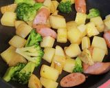 ポテトとウインナーのカレー炒め作り方3写真