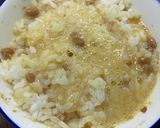 納豆、鰹節、醤油、マヨネーズの卵かけご飯作り方1写真