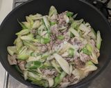 たっぷりねぎと豚肉のみそ煮作り方5写真