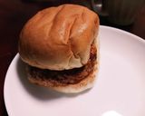 給食の手作り大豆とチーズ入りハンバーグ作り方6写真