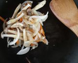 残り野菜で。しめじのとろとろ玉子炒め作り方4写真