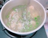 グリーンピースとえびのスープby草津市作り方3写真