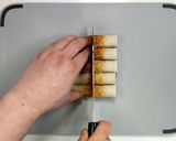詰めて焼く！ししとう竹輪の辛味焼き★動画作り方1写真