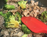 豚肉とブロッコリーと卵のマヨ炒め作り方6写真