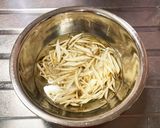 炊飯器で作る鶏肉としめじのおこわ6合作り方2写真