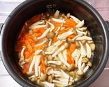 炊飯器で作る鶏肉としめじのおこわ6合作り方5写真