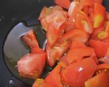 トマトとむきいかの炒め物作り方1写真
