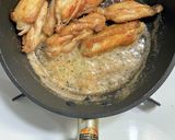 鶏手羽中のバターソテーをトマトソースで作り方5写真