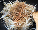 時短でも充実　ニラもやしと豆腐の卵炒め作り方3写真