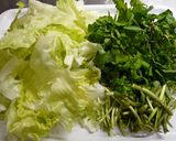 牛肉＆クレソン＆レタスの洋風スープ鍋作り方3写真