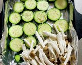 焼きズッキーニをトッピング！トマトパスタ作り方2写真