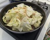 キャベツと豚ひき肉の味噌炒め作り方3写真