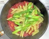 ベーコンとアスパラとペンネのアラビアータ作り方6写真