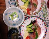 地元産のイサキのお造りにカットミニトマト作り方3写真