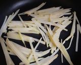 細切りポテトのレモン炒め作り方2写真