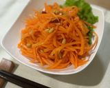 松の実入りにんじんラペ作り方6写真