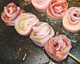 【簡単＆絶品】豚"薔薇"ワサビ串作り方4写真