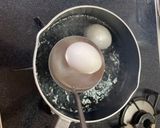 卵の殻を綺麗に剥く方法✨作り方1写真