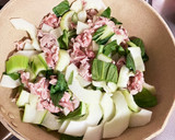 豚肉と青梗菜と青瓜のオイスターソース炒め作り方1写真