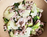 豚肉と青梗菜と青瓜のオイスターソース炒め作り方2写真